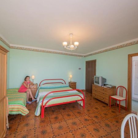 ローディ・ガルガーニコ Agriturismo Nardiniヴィラ エクステリア 写真