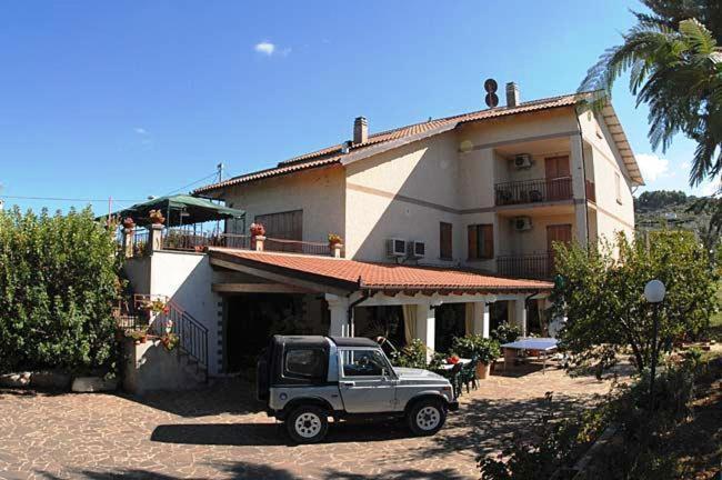 ローディ・ガルガーニコ Agriturismo Nardiniヴィラ エクステリア 写真